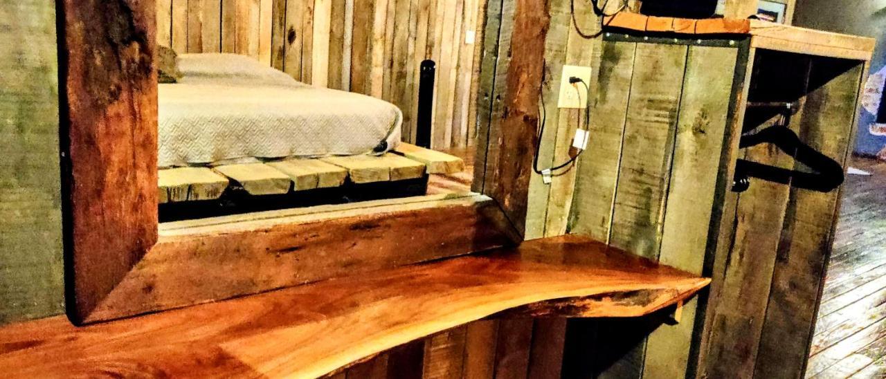 Apartament Hocking Hills Rusty Lofts Logan Zewnętrze zdjęcie